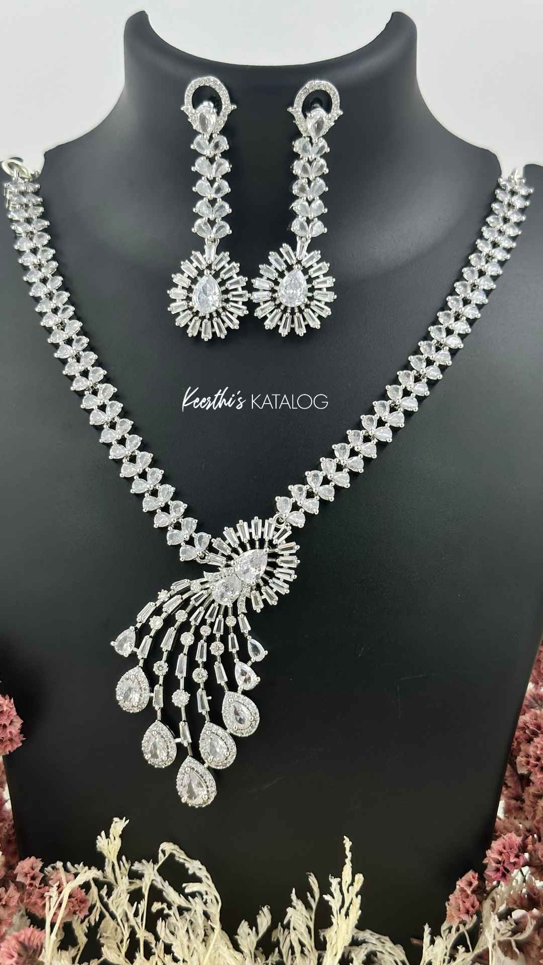 KA1049 - Diamond Dewdrop Necklace