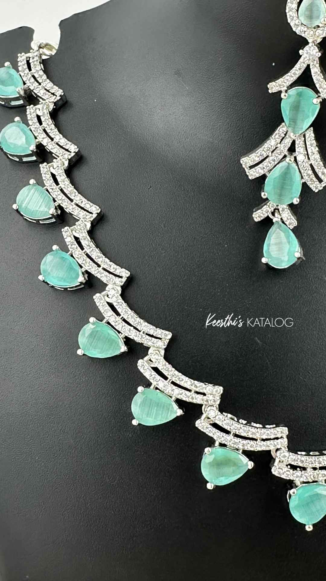 KA1052 - Forest Jewel Necklace