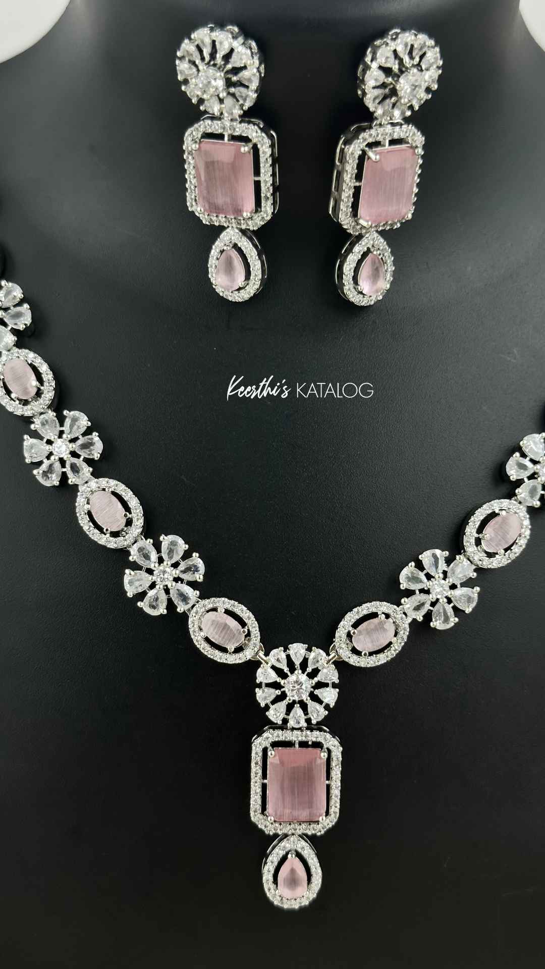 KA1057 - Rose Royale Necklace