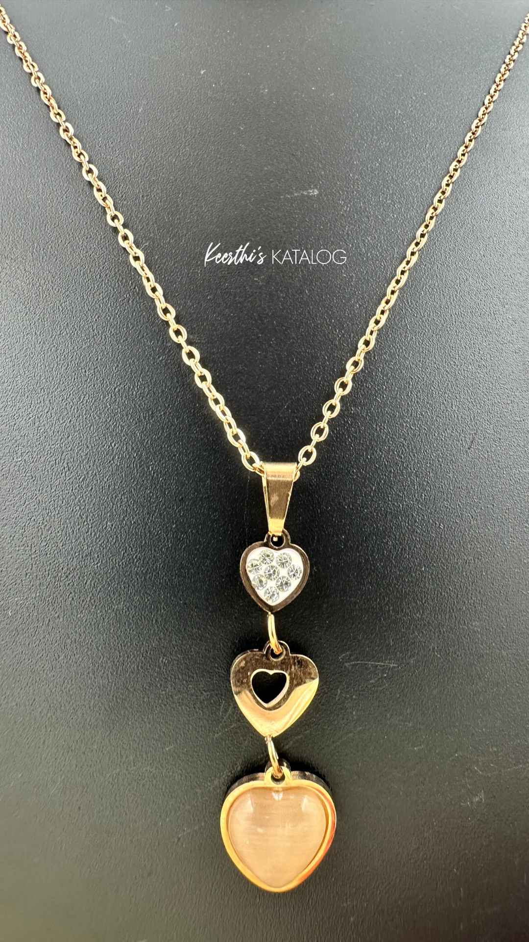 KD1003 - Trinity Hearts Chain Pendant