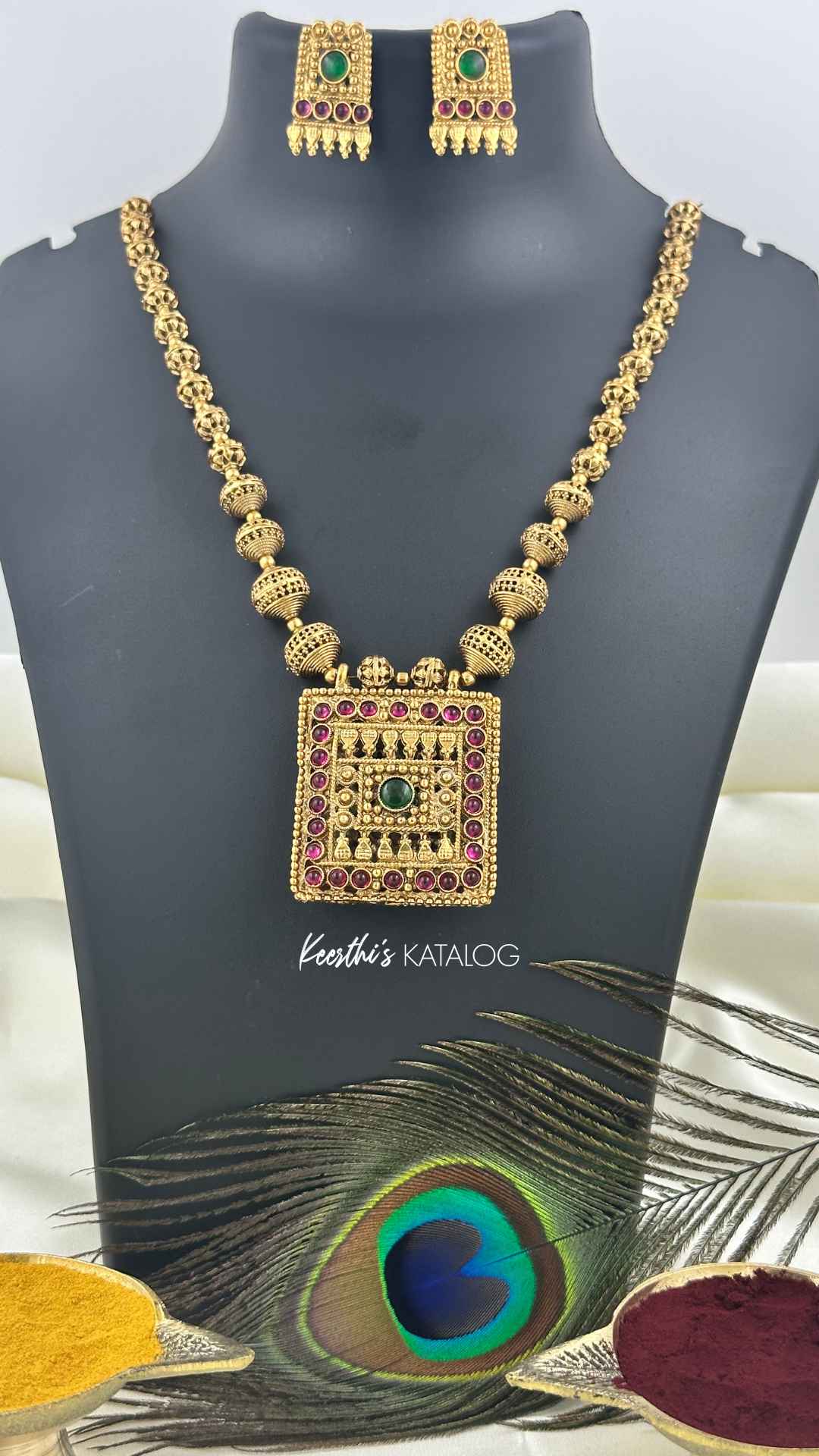 KN1072 - 2-in-1 Square Temple Necklace Set