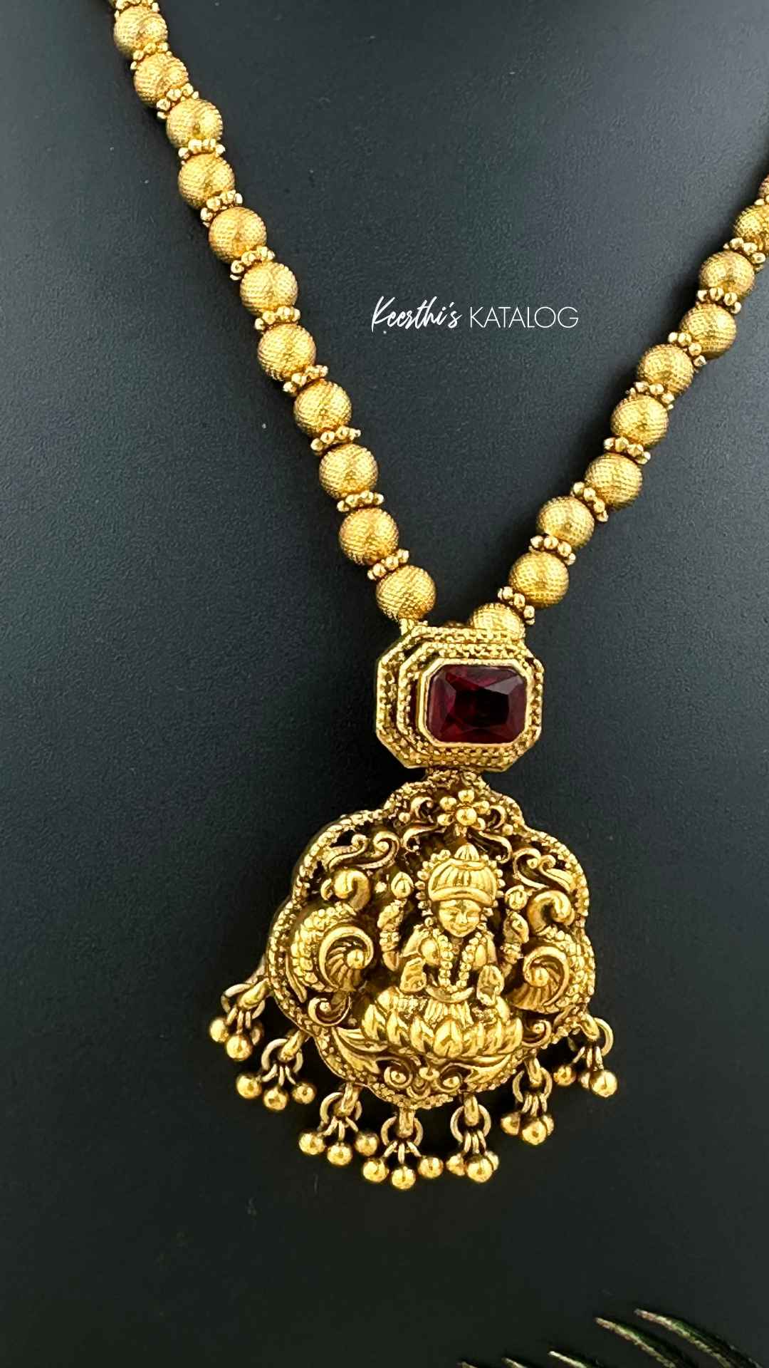 KN1097 - Lakshmi Ball Ruby Necklace