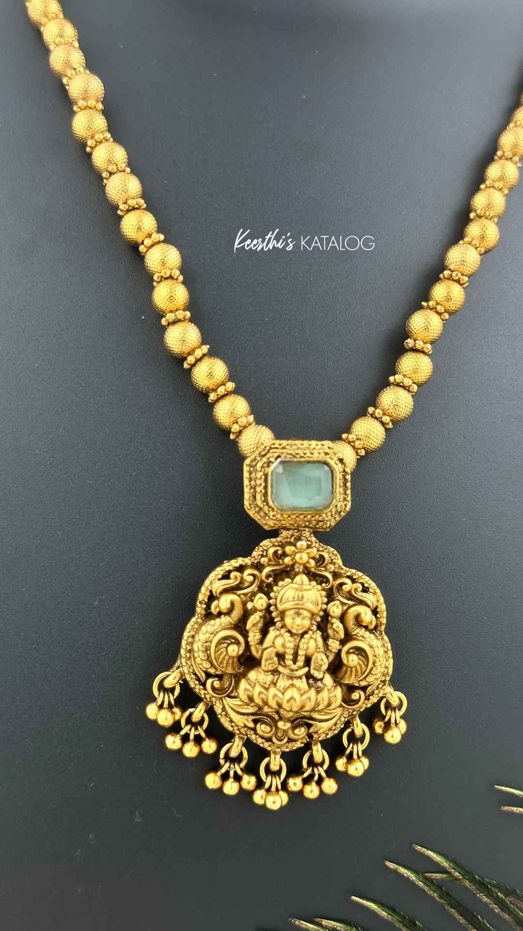 KN1098 - Lakshmi Ball Aqua Necklace