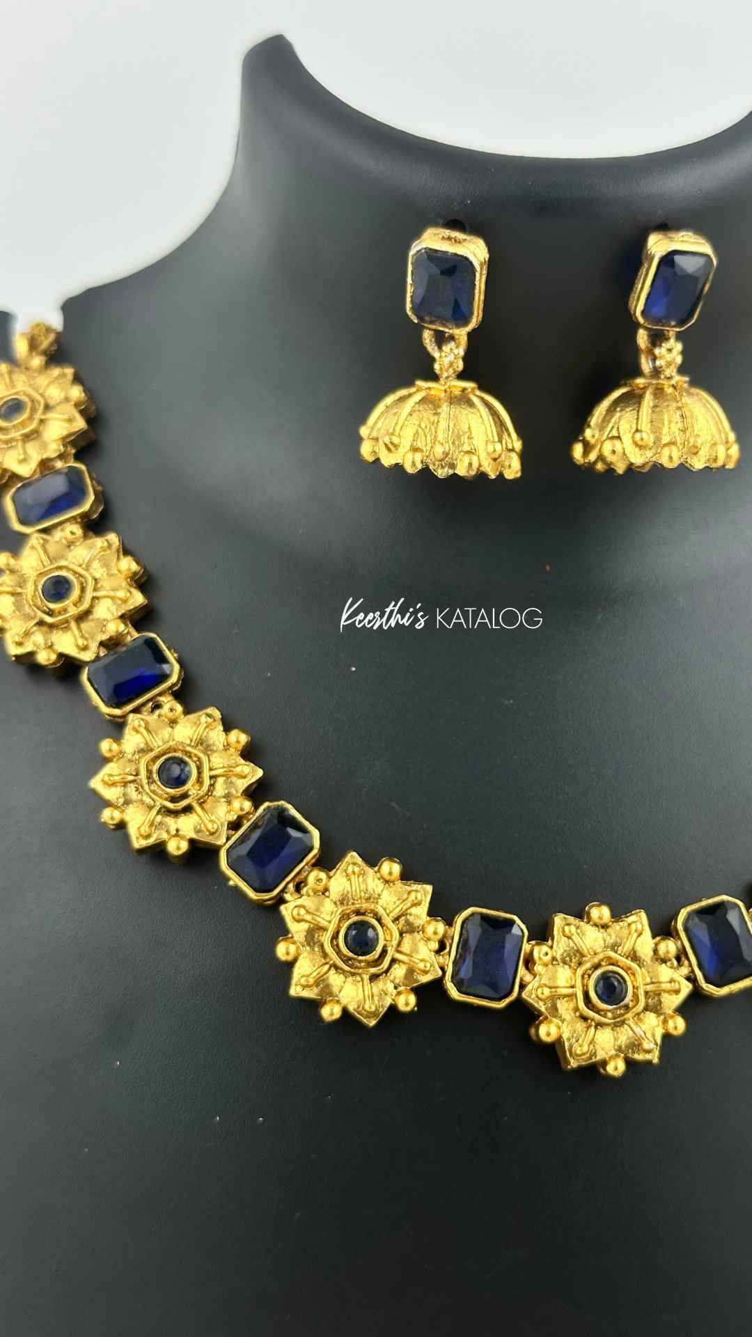 KN1120 - Sapphire Flower Necklace Set